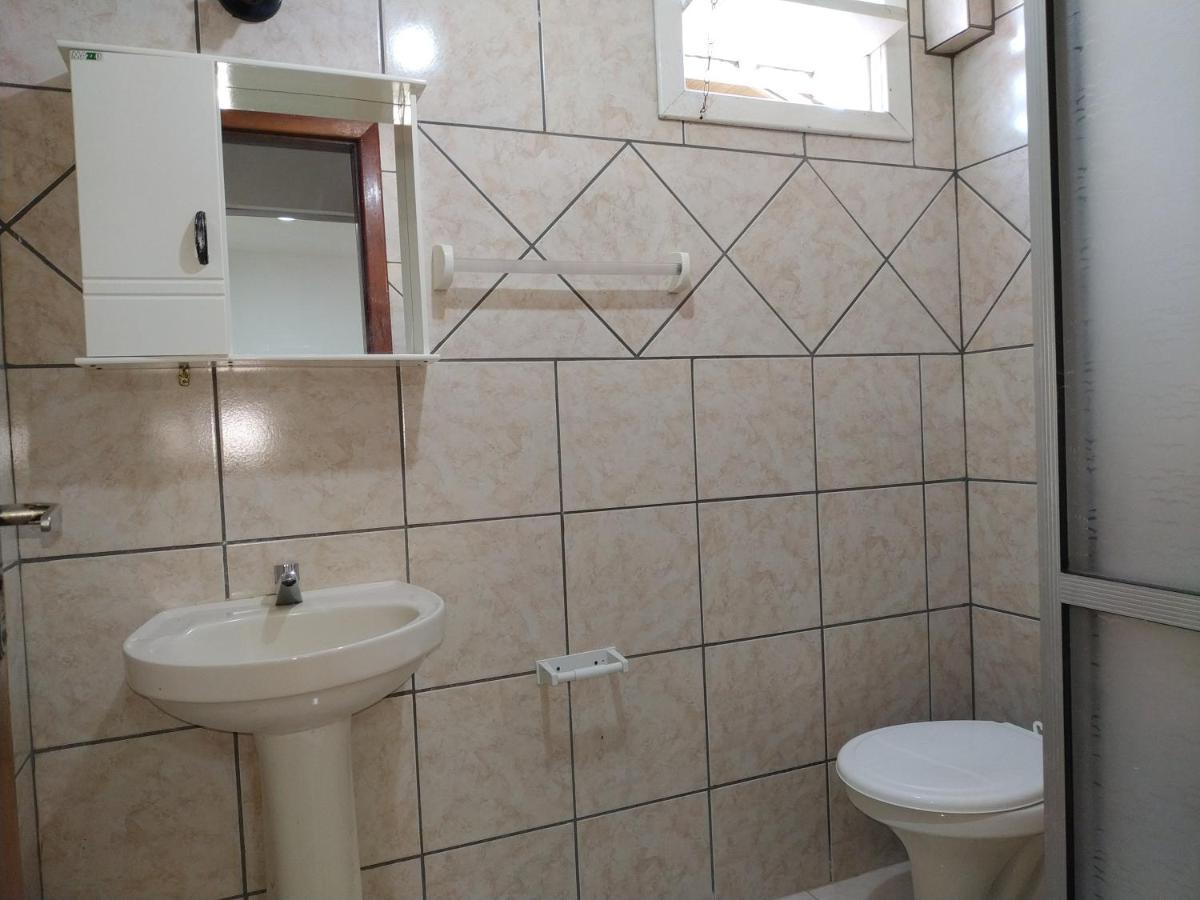 Residencial Praia Bombas Бомбиньяс Экстерьер фото
