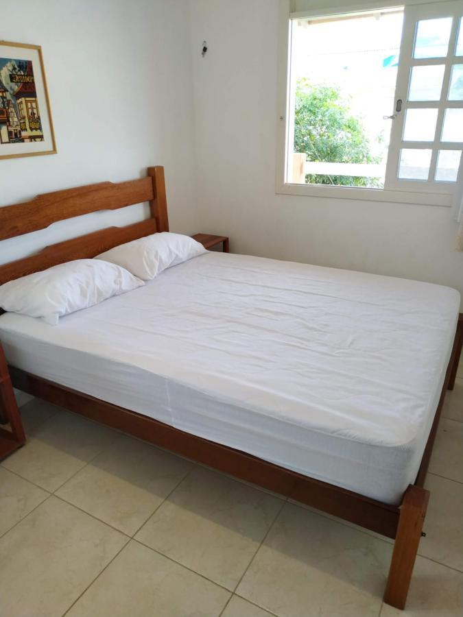 Residencial Praia Bombas Бомбиньяс Экстерьер фото
