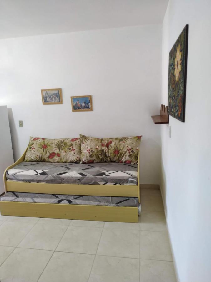 Residencial Praia Bombas Бомбиньяс Экстерьер фото