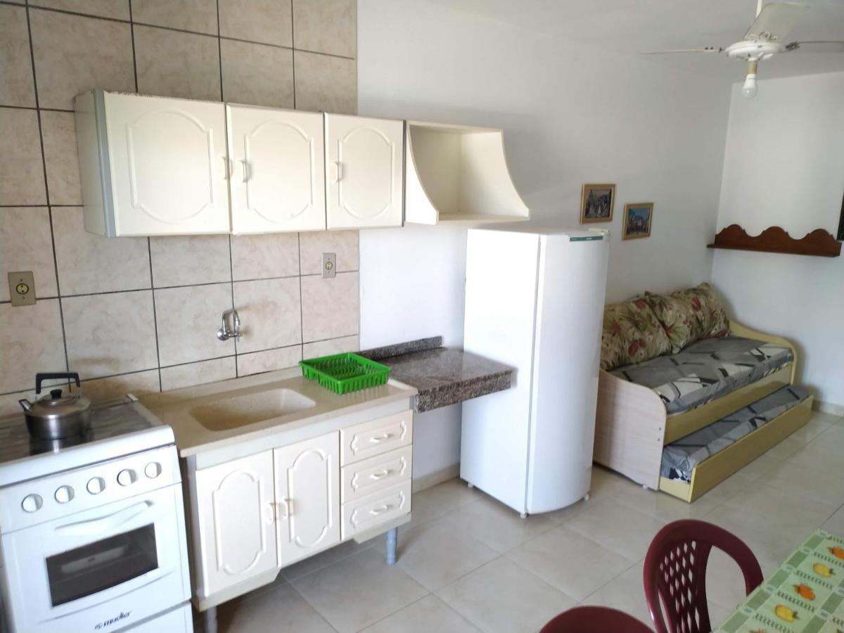 Residencial Praia Bombas Бомбиньяс Экстерьер фото