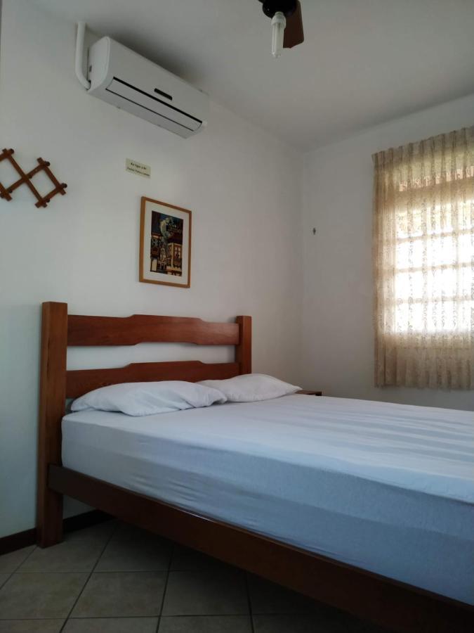 Residencial Praia Bombas Бомбиньяс Экстерьер фото