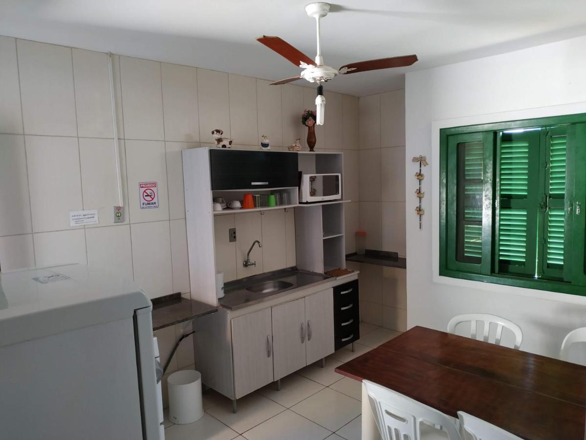 Residencial Praia Bombas Бомбиньяс Экстерьер фото